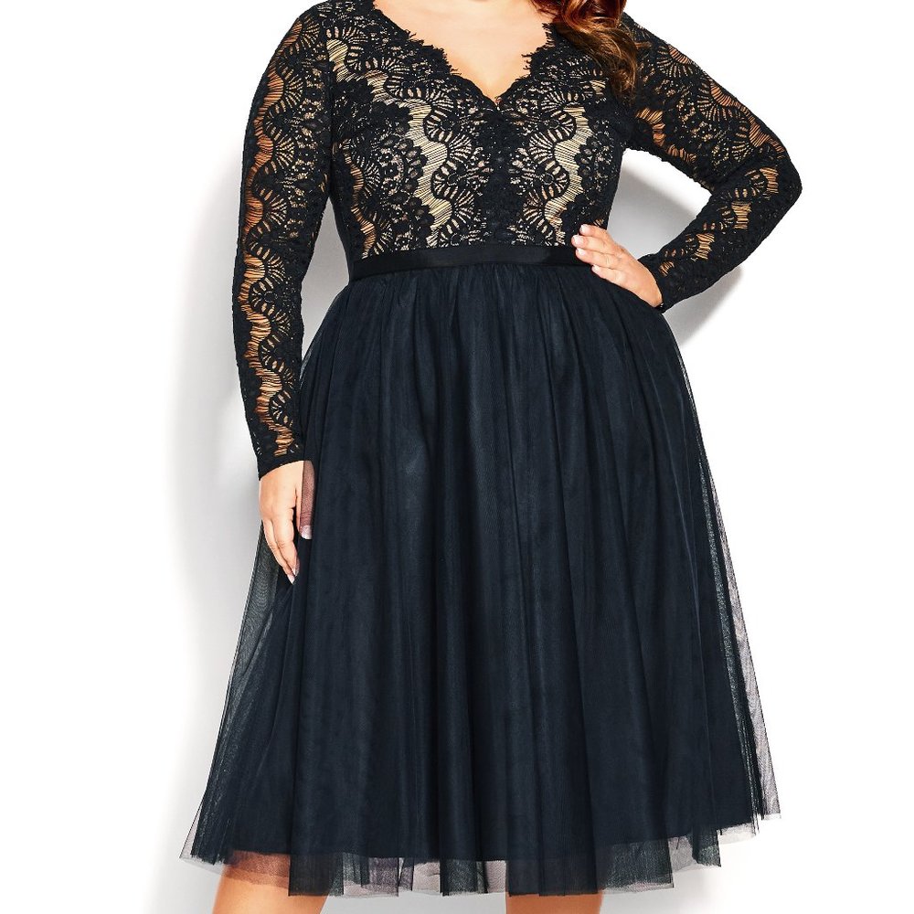 NWT City Chic Rare Beauty Midi lace dress navy nude M 18 2X